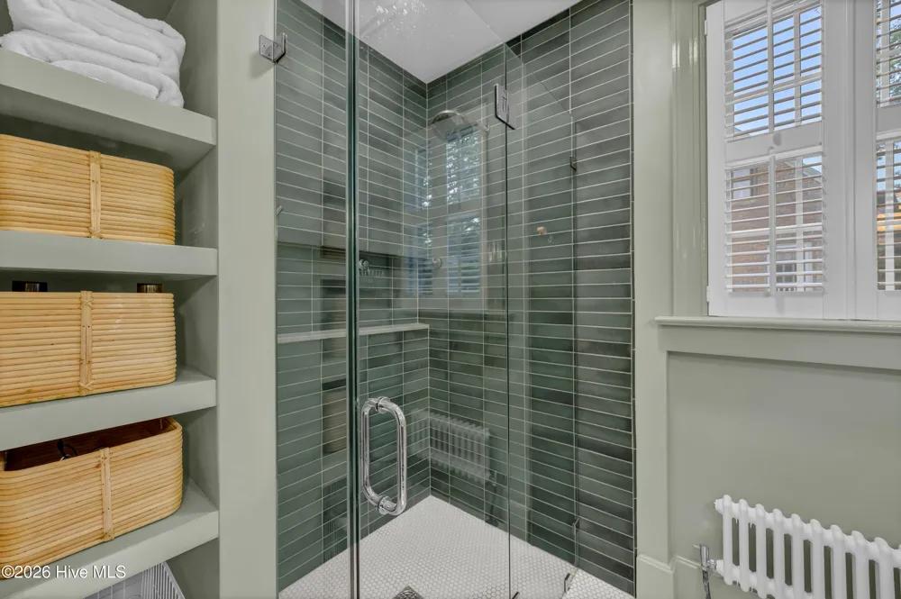 318 Colonial Drive Wilmington, NC 28403