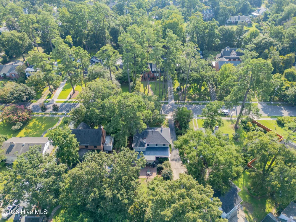 318 Colonial Drive Wilmington, NC 28403