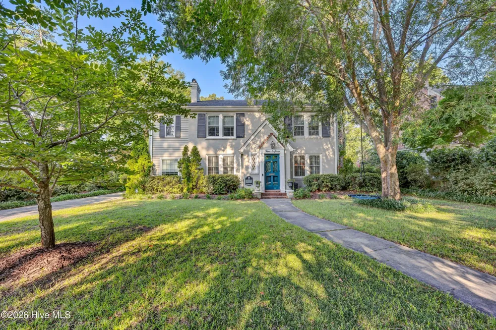 318 Colonial Drive Wilmington, NC 28403
