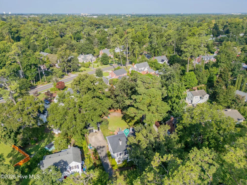 318 Colonial Drive Wilmington, NC 28403