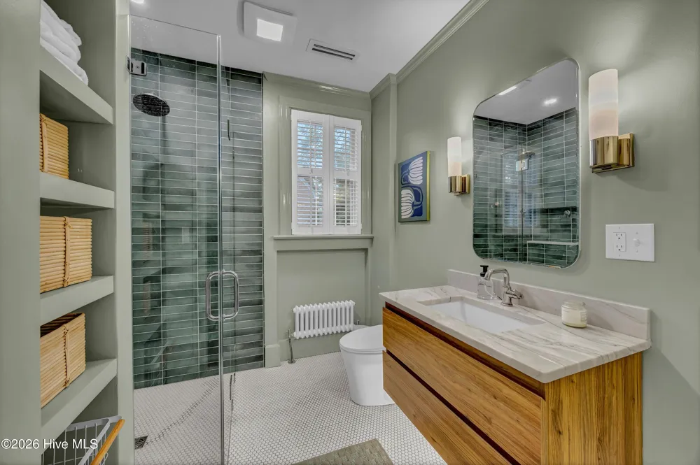 318 Colonial Drive Wilmington, NC 28403