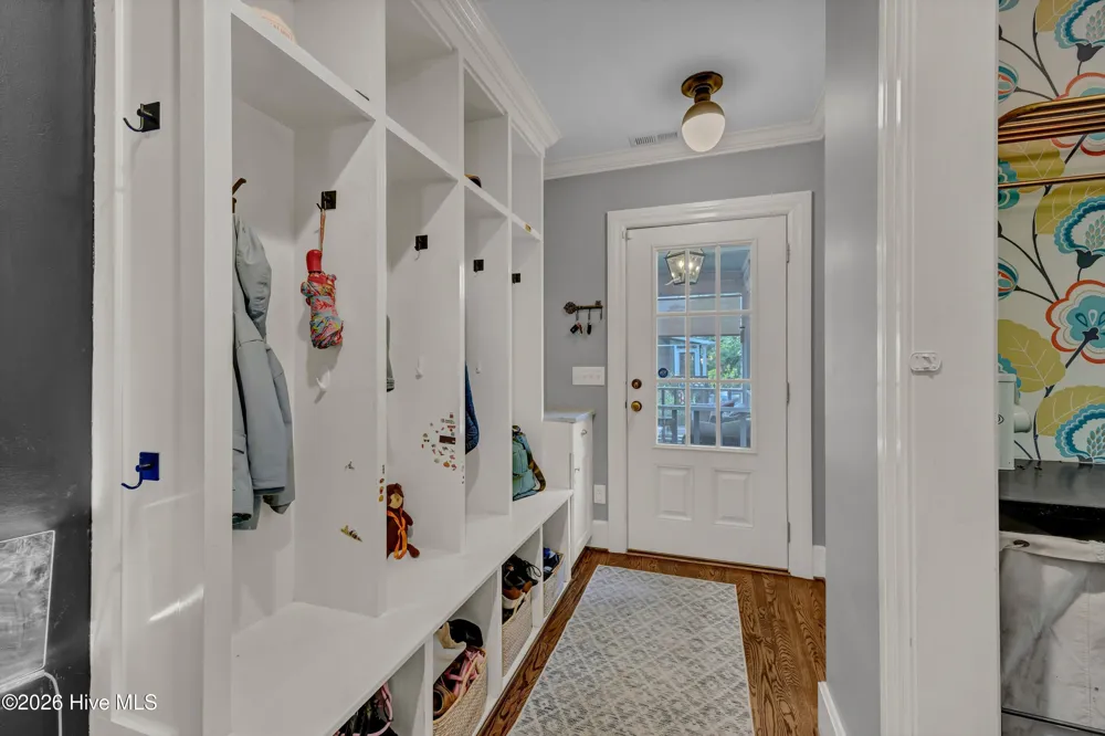 318 Colonial Drive Wilmington, NC 28403