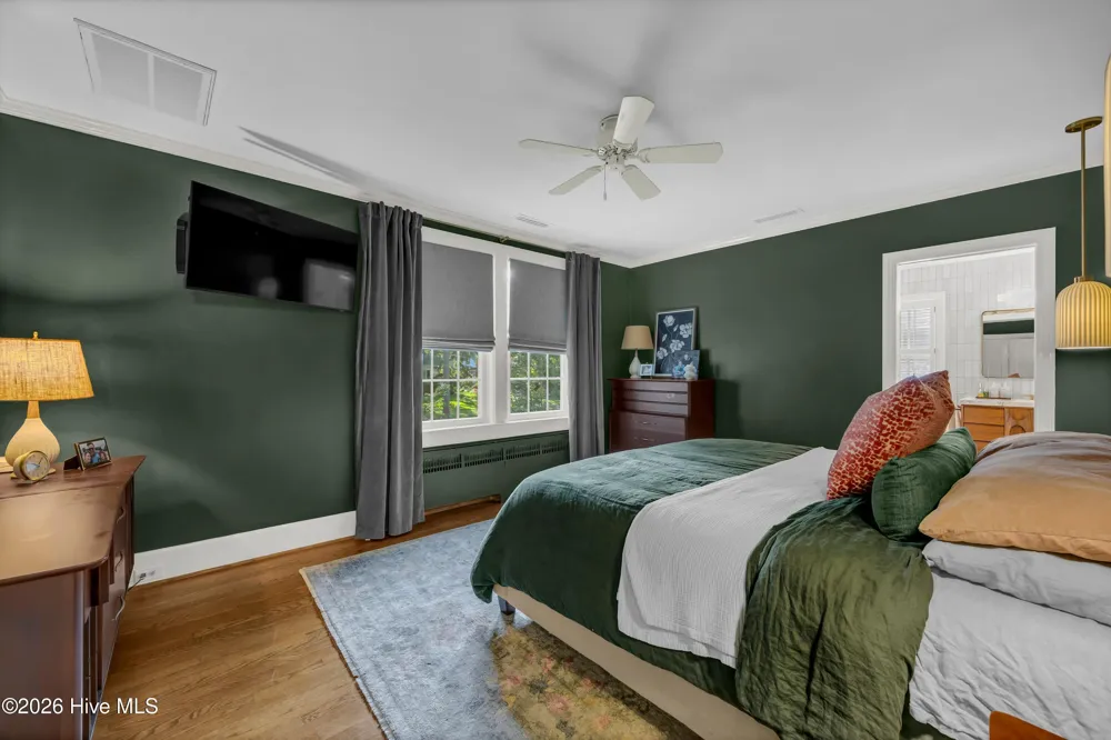 318 Colonial Drive Wilmington, NC 28403