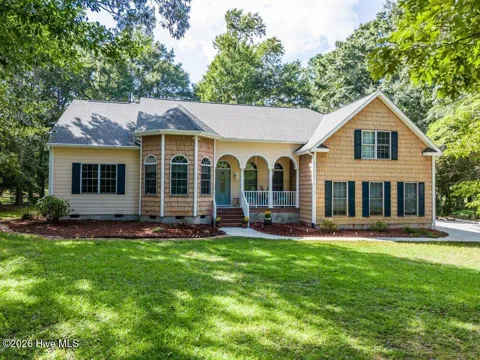 615 Ravenswood Road