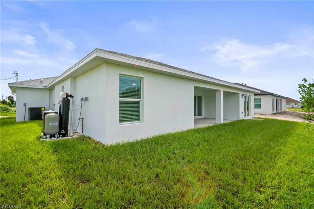 116 NW 23rd Avenue Cape Coral, FL 33993