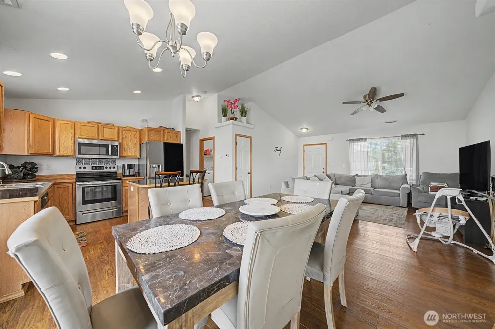 1118 W Luta Street Moses Lake, WA 98837