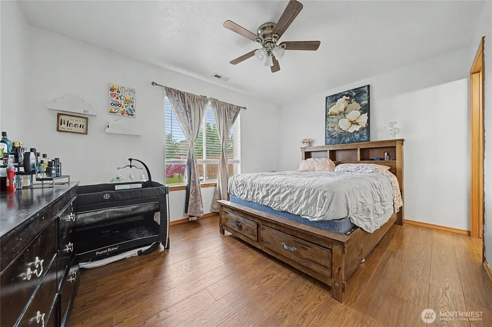1118 W Luta Street Moses Lake, WA 98837