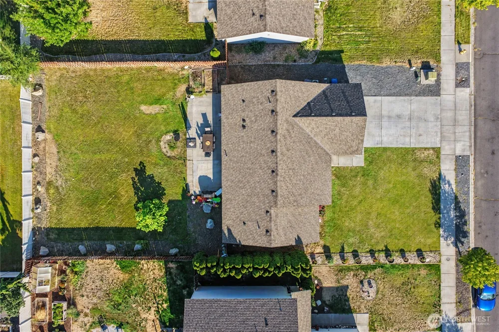 1118 W Luta Street Moses Lake, WA 98837