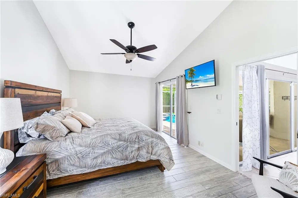 589 Lambton Lane Naples, FL 34104
