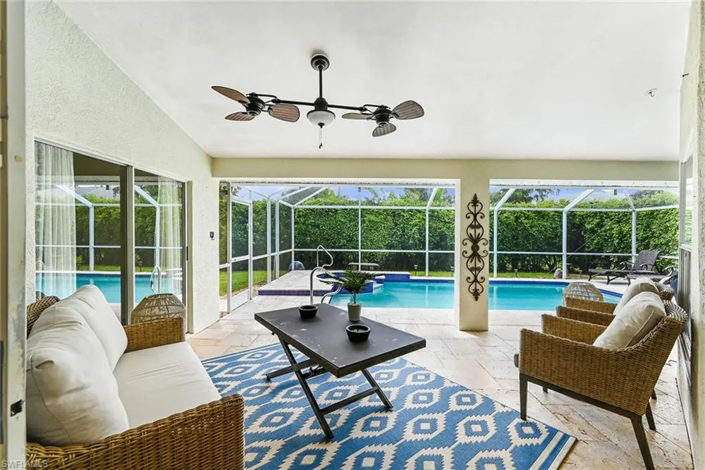 589 Lambton Lane Naples, FL 34104