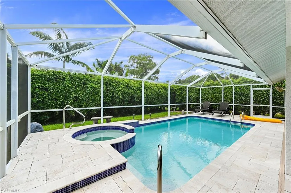 589 Lambton Lane Naples, FL 34104