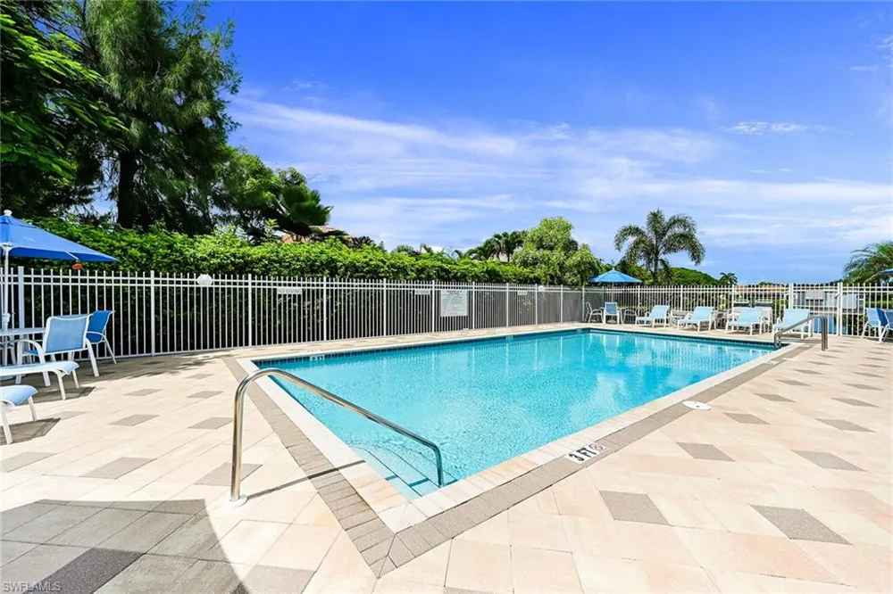 589 Lambton Lane Naples, FL 34104