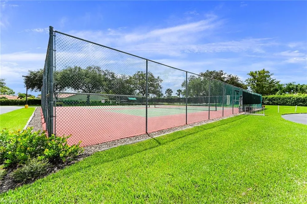 589 Lambton Lane Naples, FL 34104