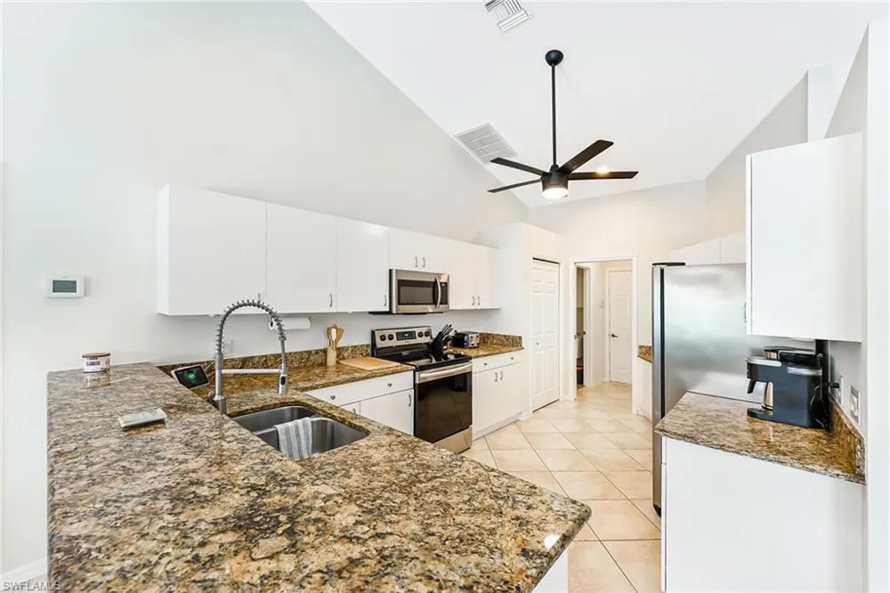 589 Lambton Lane Naples, FL 34104