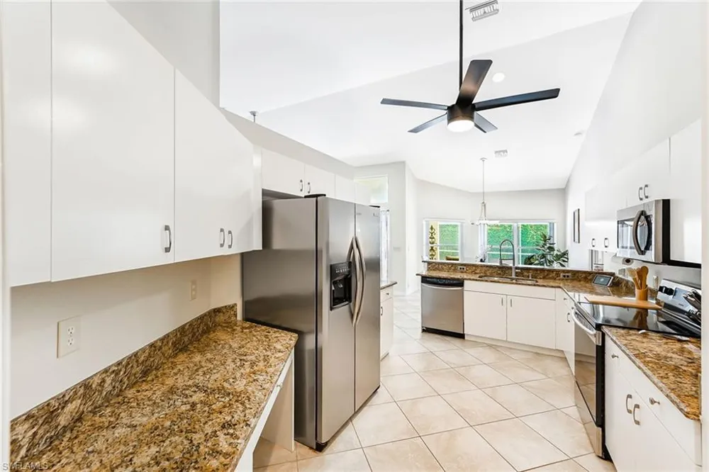 589 Lambton Lane Naples, FL 34104