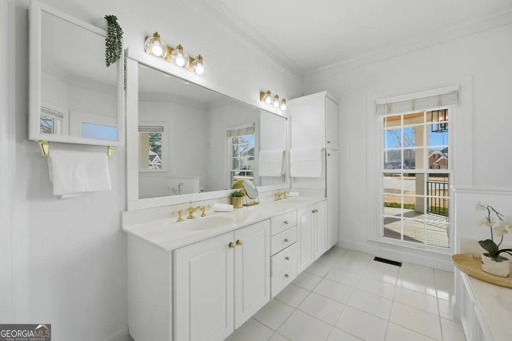 145 Bay DR Newnan, GA 30263