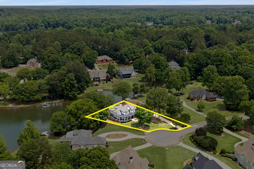 145 Bay DR Newnan, GA 30263