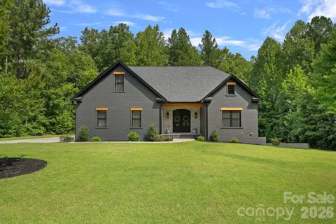140 Crooked Branch Way