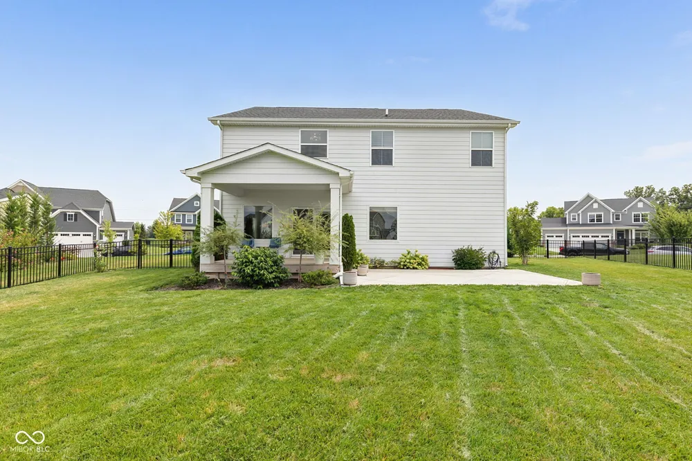16688 Ayshire Drive Fishers, IN 46037