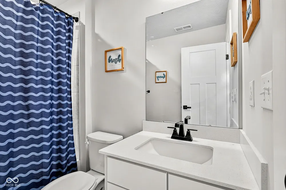 16688 Ayshire Drive Fishers, IN 46037