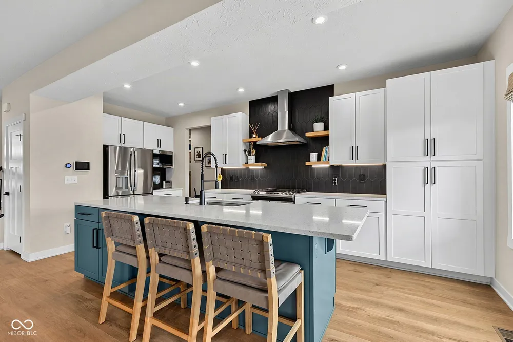 16688 Ayshire Drive Fishers, IN 46037