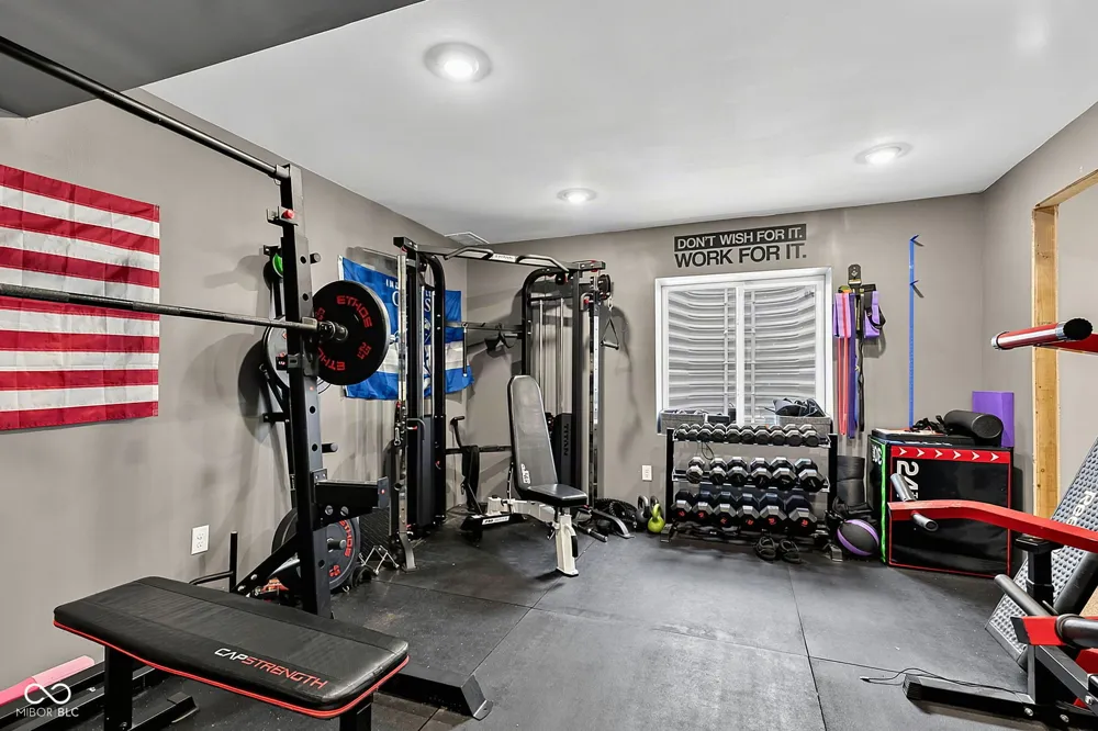 16688 Ayshire Drive Fishers, IN 46037