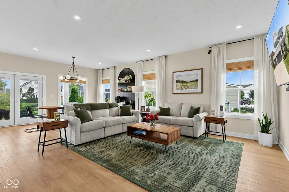 16688 Ayshire Drive Fishers, IN 46037