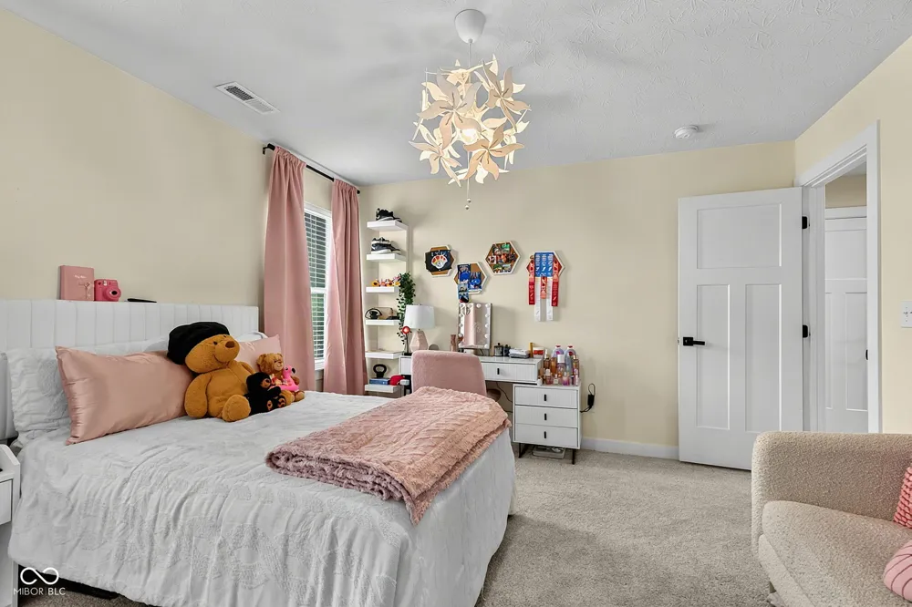 16688 Ayshire Drive Fishers, IN 46037