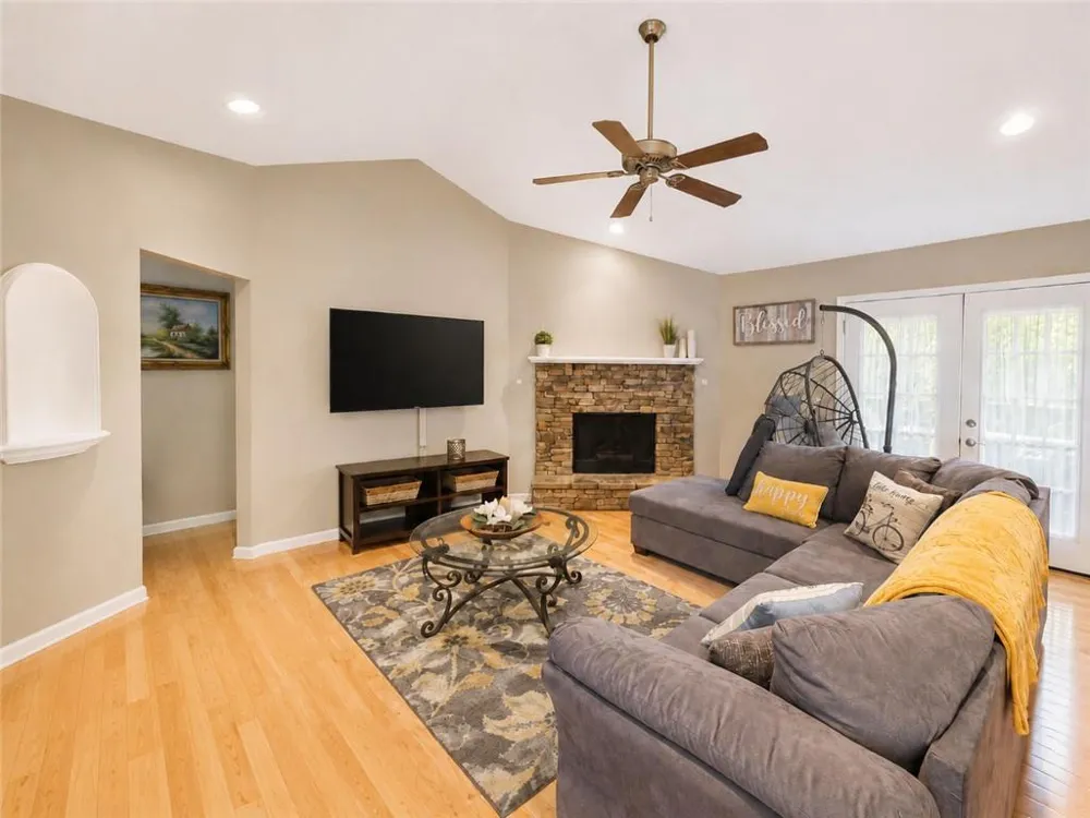 97 Tradewinds Road Cleveland, GA 30528