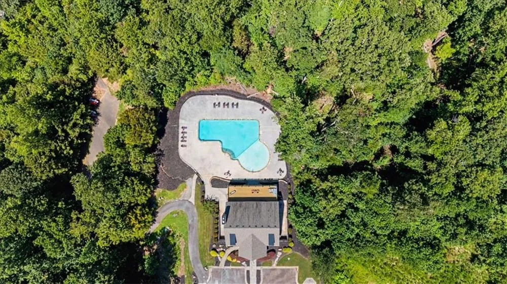 7385 Crestline Drive Dawsonville, GA 30534