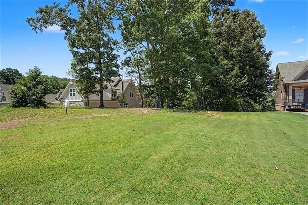 7385 Crestline Drive Dawsonville, GA 30534