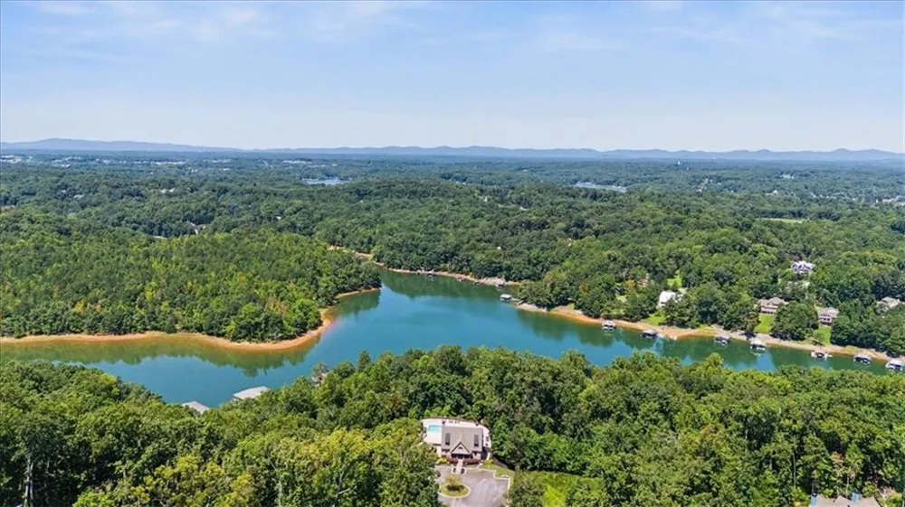 7385 Crestline Drive Dawsonville, GA 30534