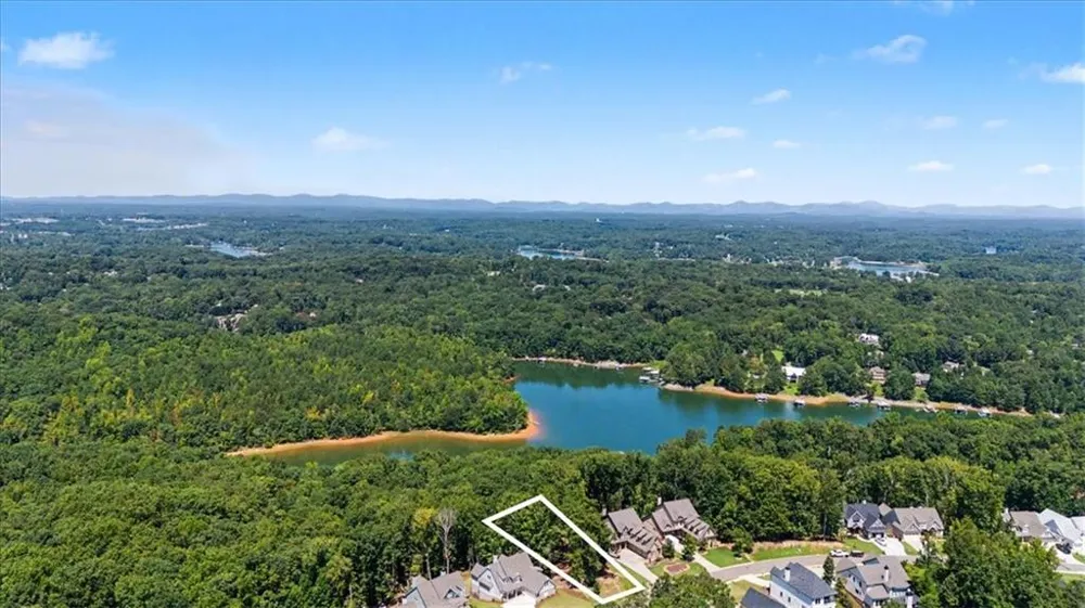7385 Crestline Drive Dawsonville, GA 30534