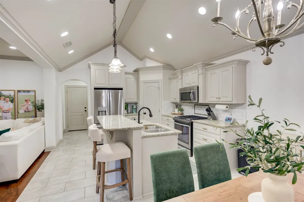 213 Roanoke Circle Benton, LA 71006