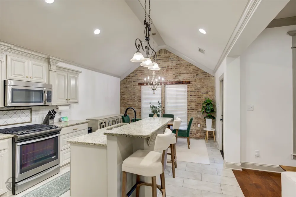 213 Roanoke Circle Benton, LA 71006