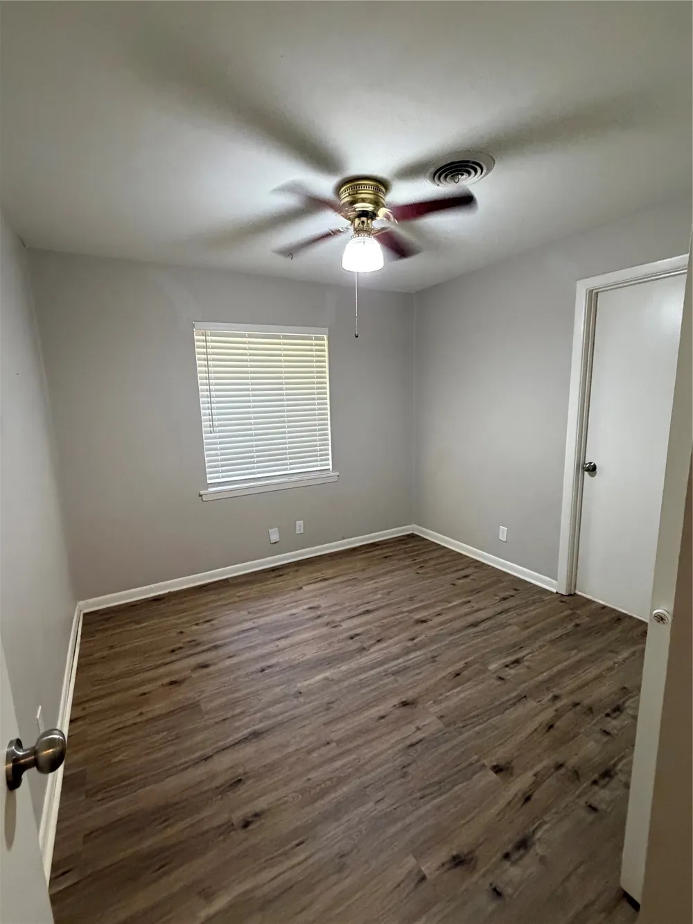 2220 Bella Vista Drive Paris, TX 75460