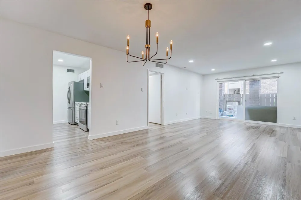 7555 Katy Freeway #55 Houston, TX 77024