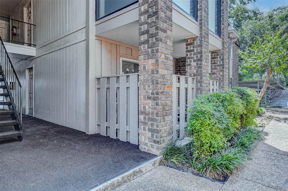7555 Katy Freeway #55 Houston, TX 77024