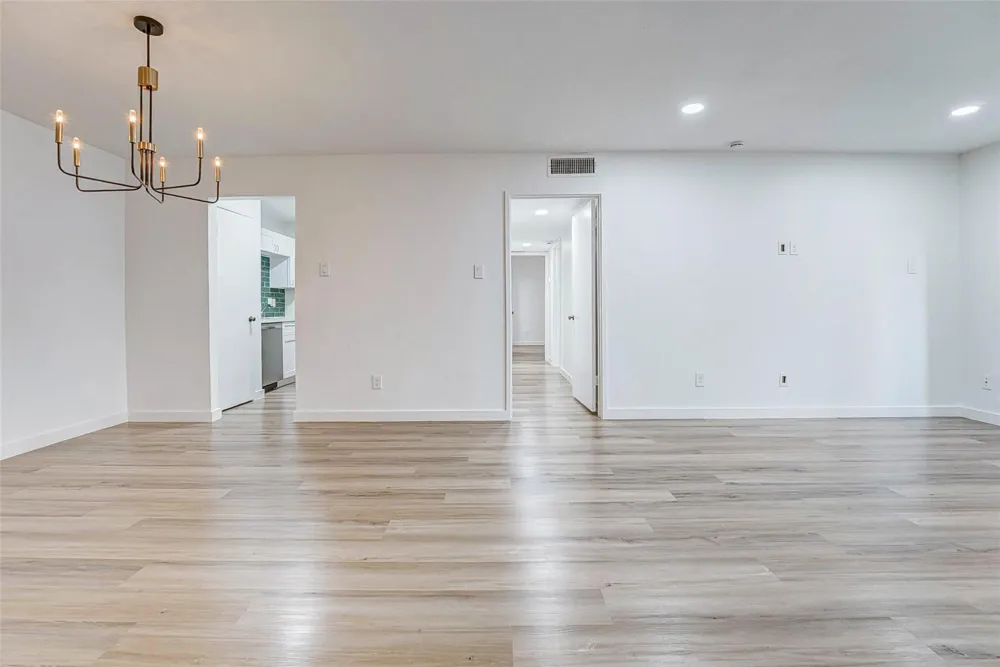 7555 Katy Freeway #55 Houston, TX 77024