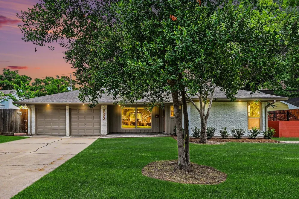 9522 Winsome Lane Houston, TX 77063