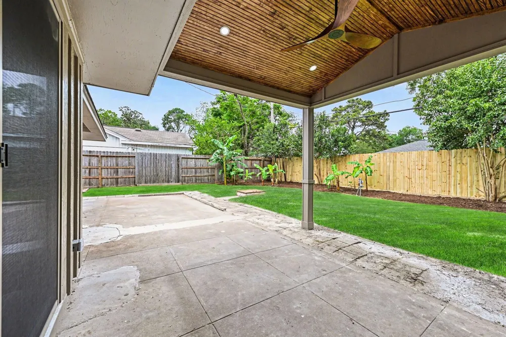 9522 Winsome Lane Houston, TX 77063