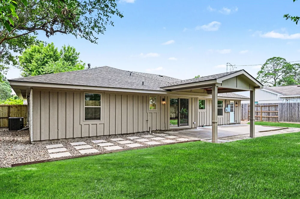 9522 Winsome Lane Houston, TX 77063