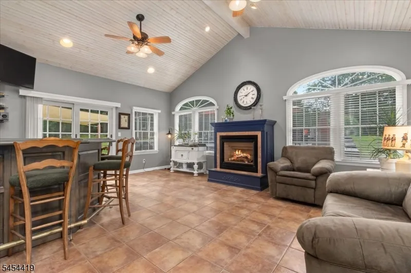 1137 Concord Dr Bridgewater, NJ 08807