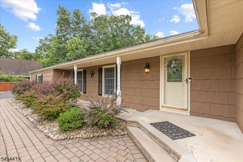 1137 Concord Dr Bridgewater, NJ 08807