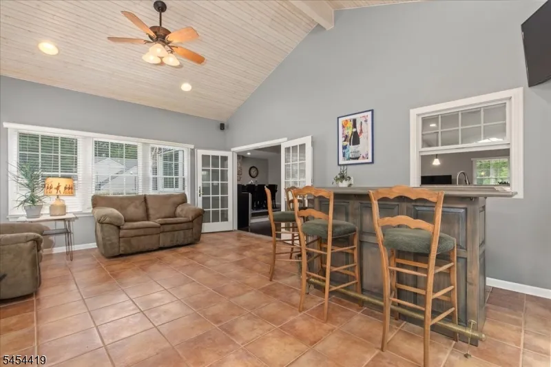 1137 Concord Dr Bridgewater, NJ 08807