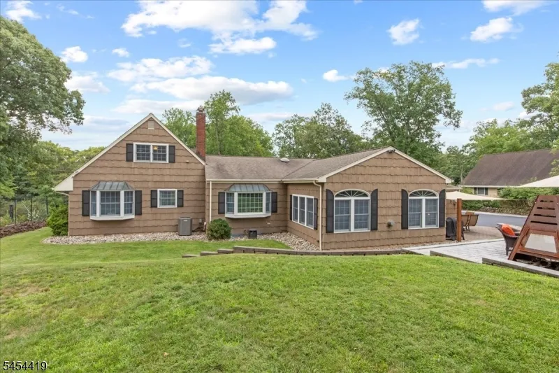 1137 Concord Dr Bridgewater, NJ 08807