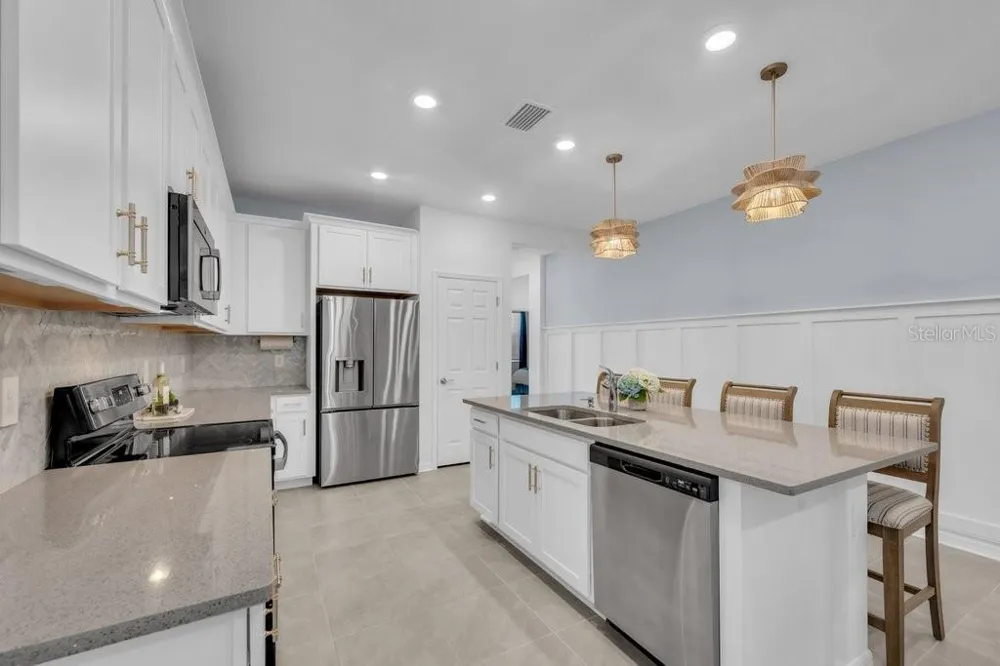 7644 LIVEWELL LANE Sarasota, FL 34240