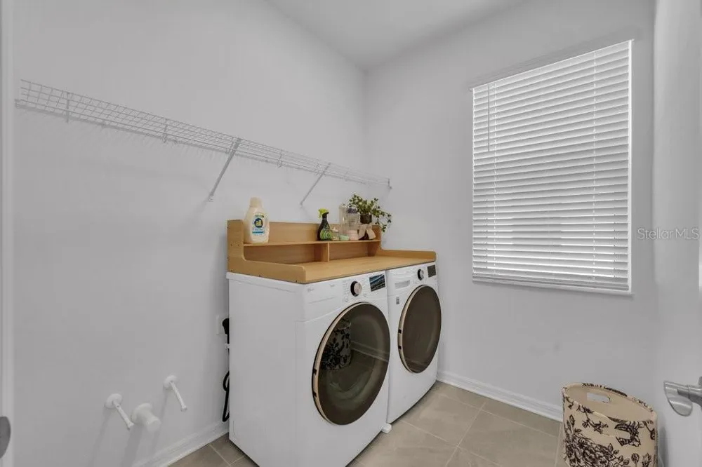 7644 LIVEWELL LANE Sarasota, FL 34240
