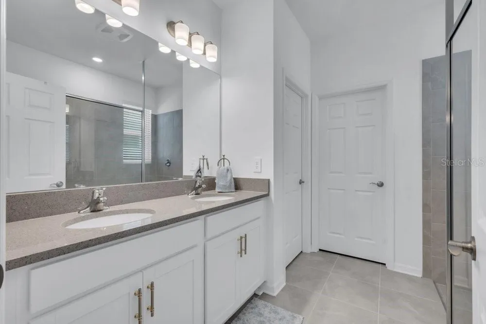 7644 LIVEWELL LANE Sarasota, FL 34240