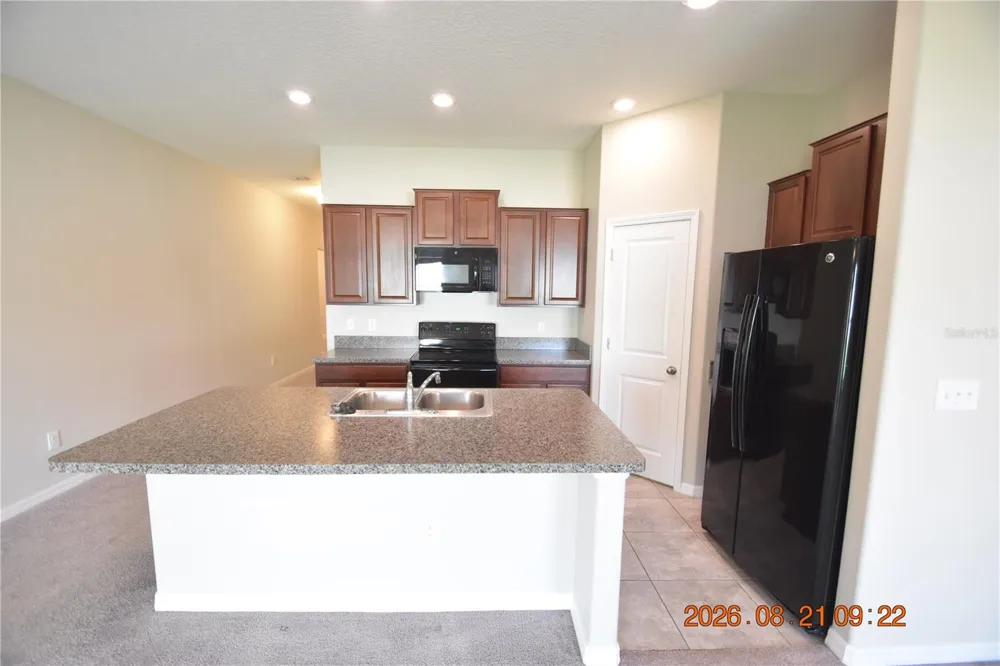 8436 HUNTERS FORK LOOP Ruskin, FL 33573